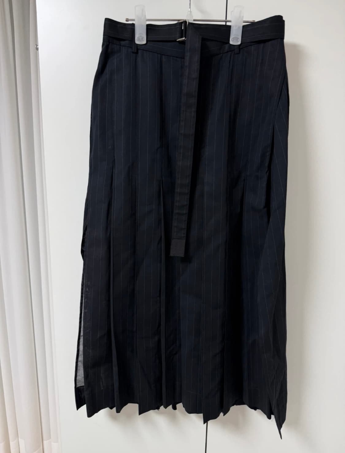 SACAI 사카이 핀 스트라이프 스커트 상품이미지3