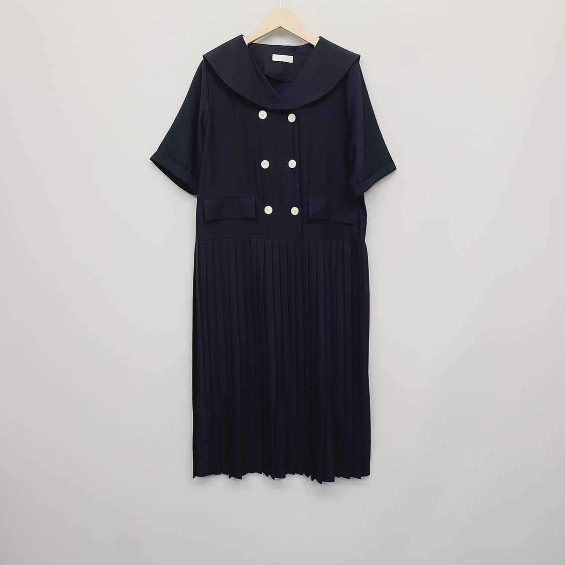 엔투 카노조(N2 KANOZO) 세일러 더블 버튼 플리츠 원피스 상품이미지2