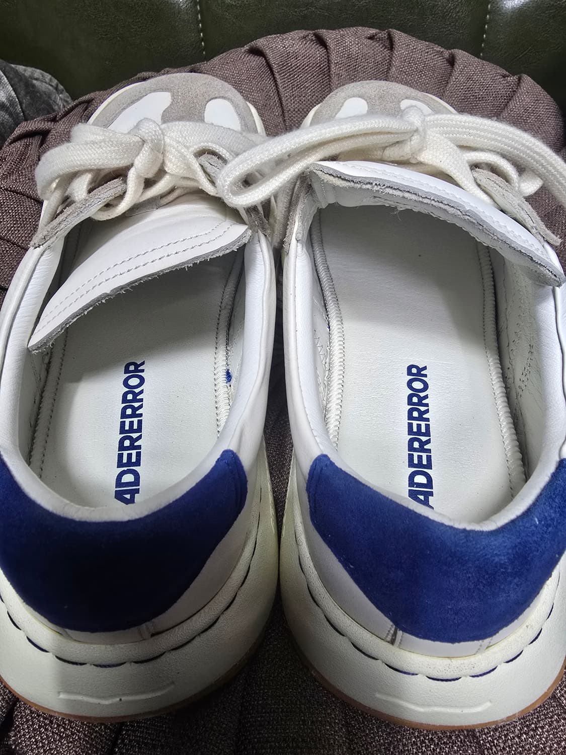 아더에러 로그 바우스 오프 화이트 250~ 상품이미지4