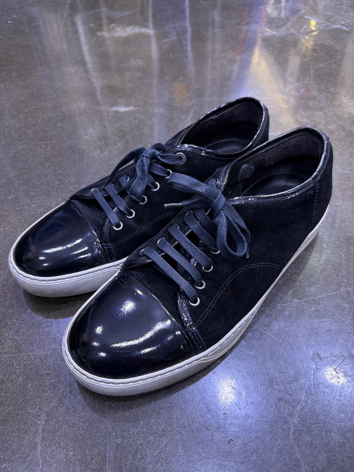 랑방 벨루어 스웨이드 스니커즈 블랙 8 사이즈 270 상품이미지1