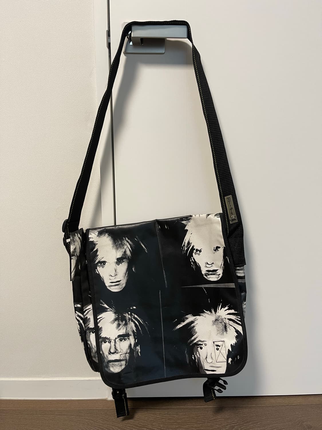 (초희귀템) 앤디워홀 메신저백 상품이미지1