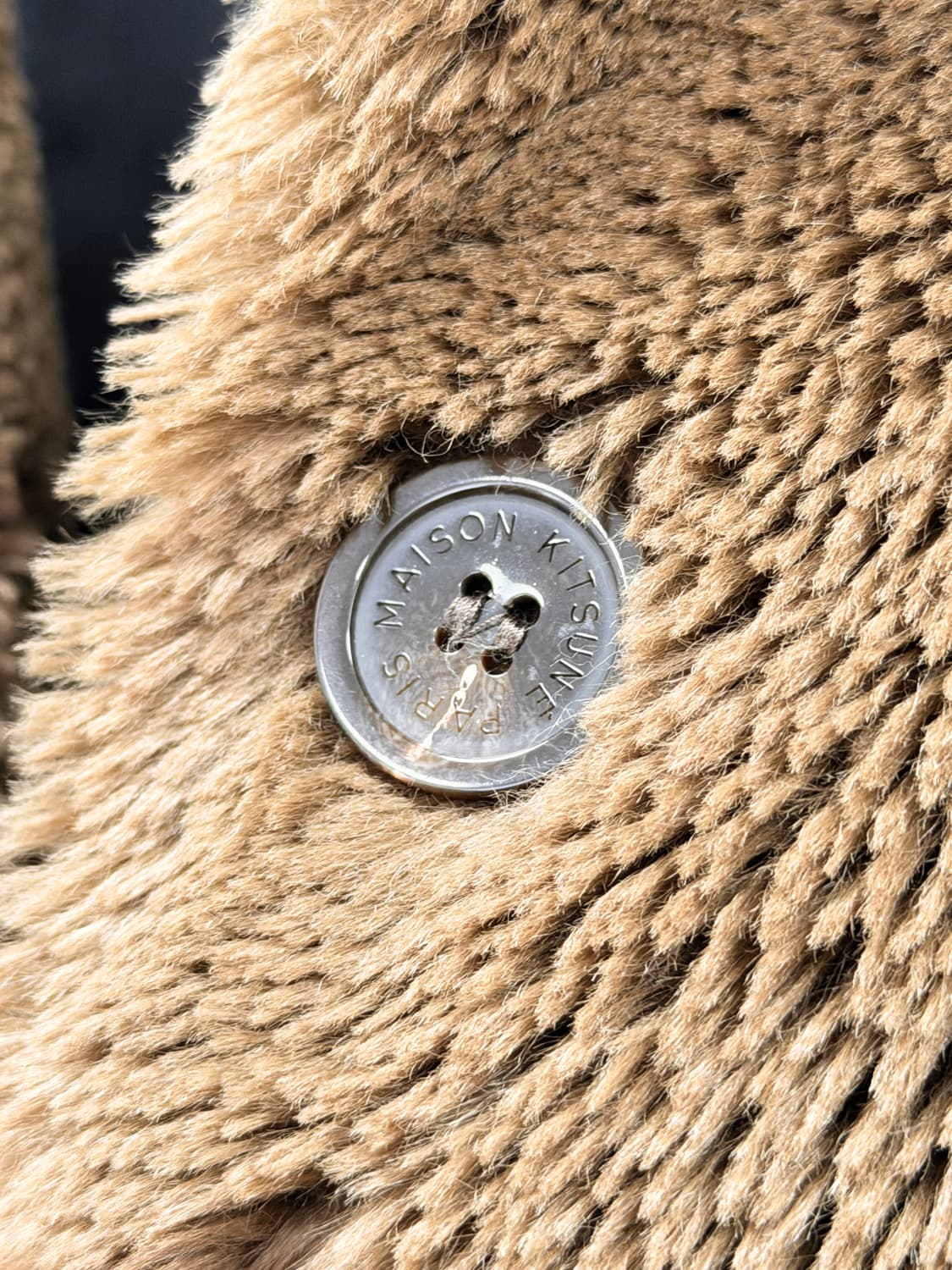 메종 키츠네 제니 브라운 퍼 자켓 상품이미지7