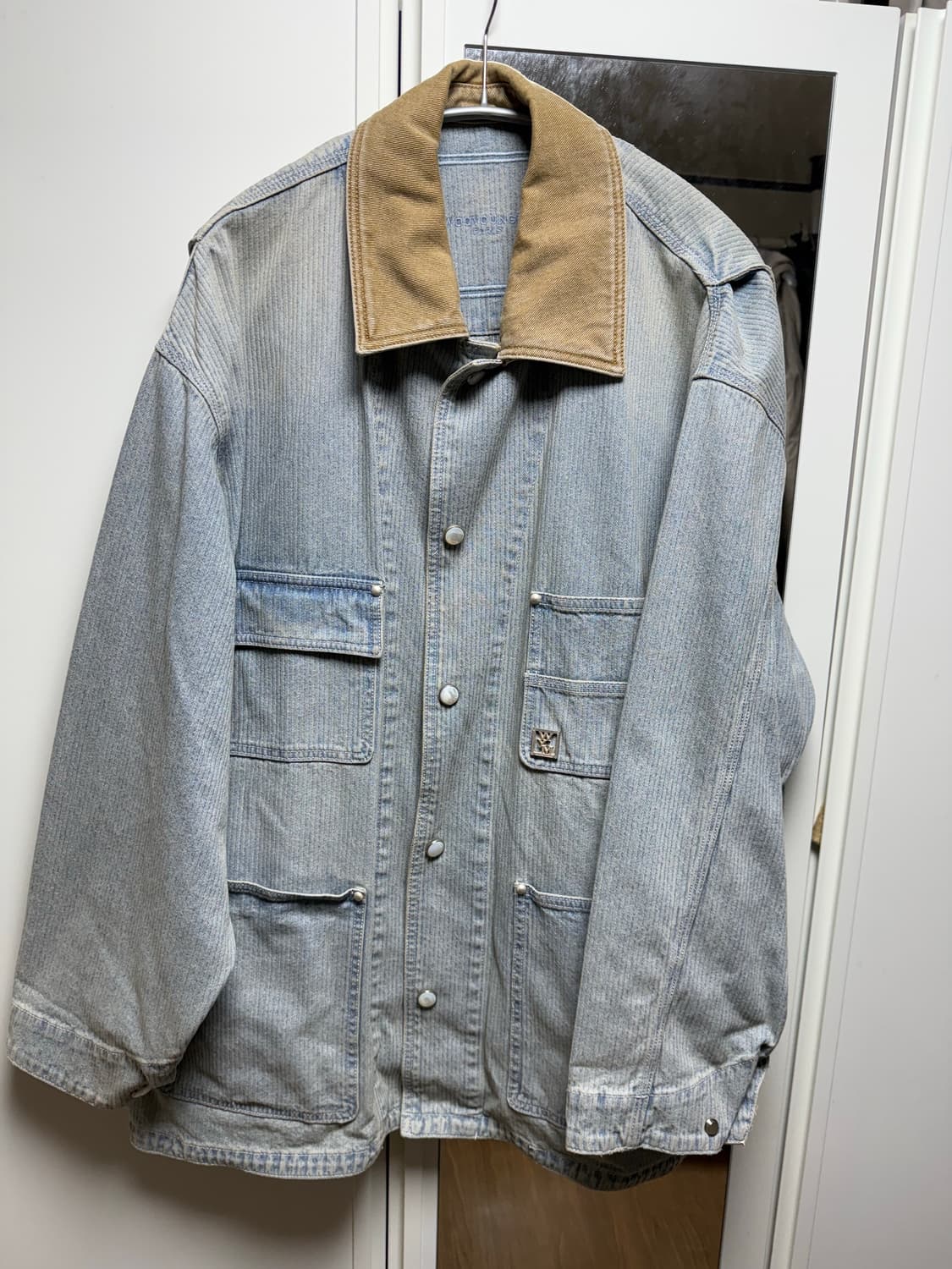 우영미 립 데님 코트 블루 - 25SS 상품이미지1