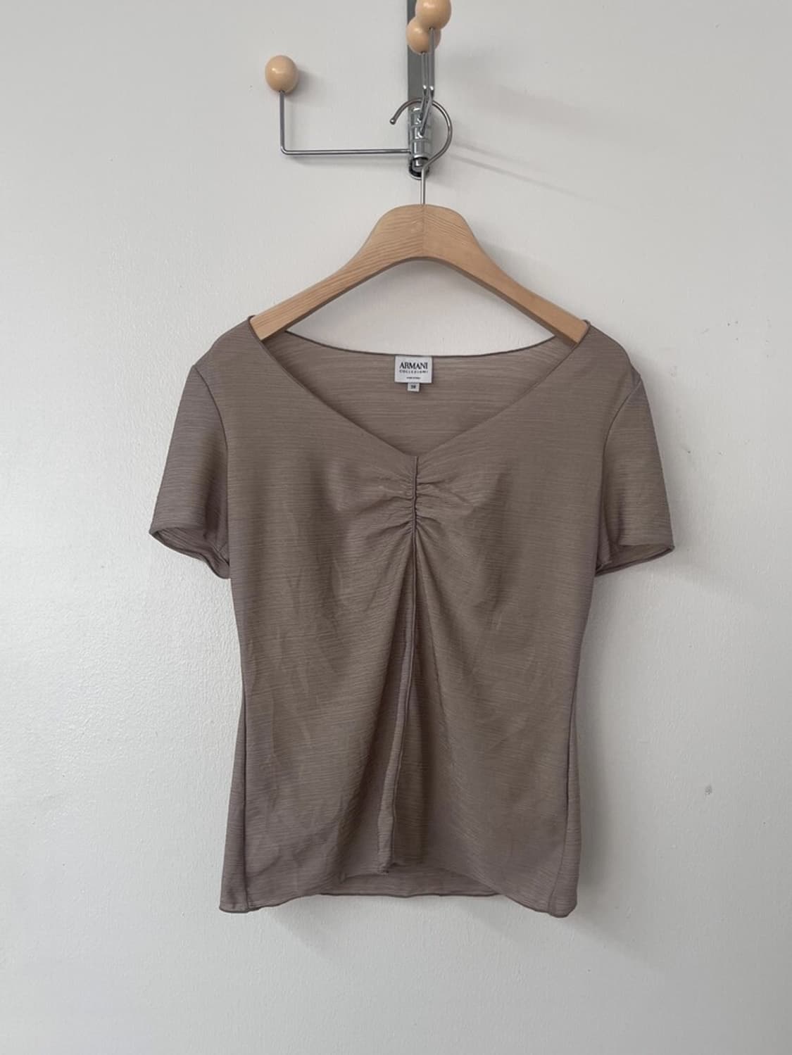 Armani V-neck top 상품이미지3