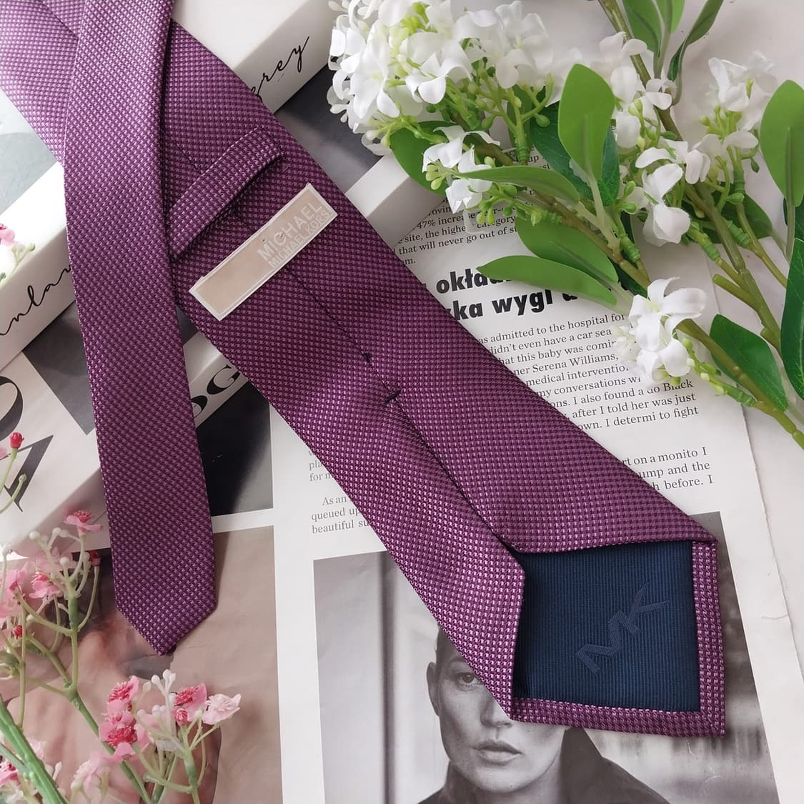 마이클 코어스 실크 텍스처 자카드 넥타이 8.8cm A+등급 K2229
 상품이미지5