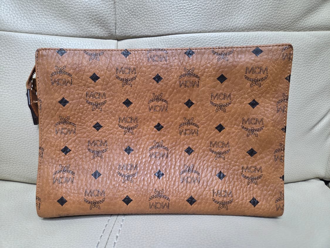 MCM 비세토스 클러치백 브라운 상품이미지3