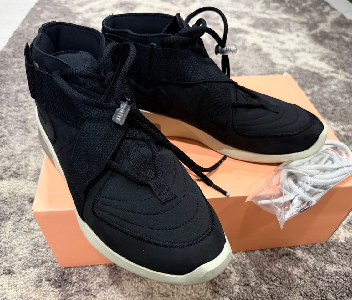 피어오브갓 x 나이키 레이드 블랙 280 상품이미지1