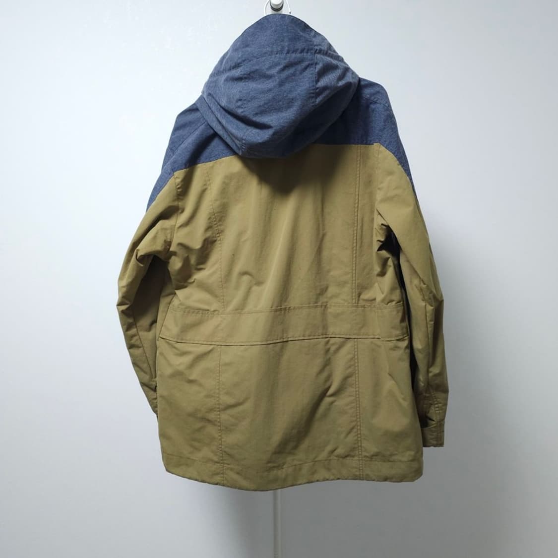 컬럼비아 바람막이 M 상품이미지2