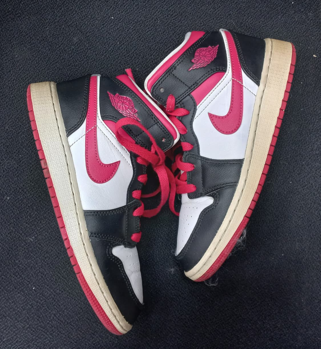 나이키 에어 조던 1 미드 짐레드 블랙 화이트 230mm 상품이미지4