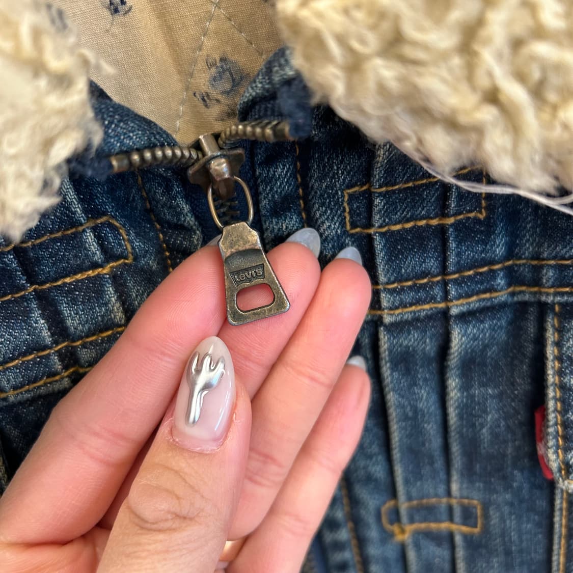 Levi's Fur Collar Denim Jacket 상품이미지2