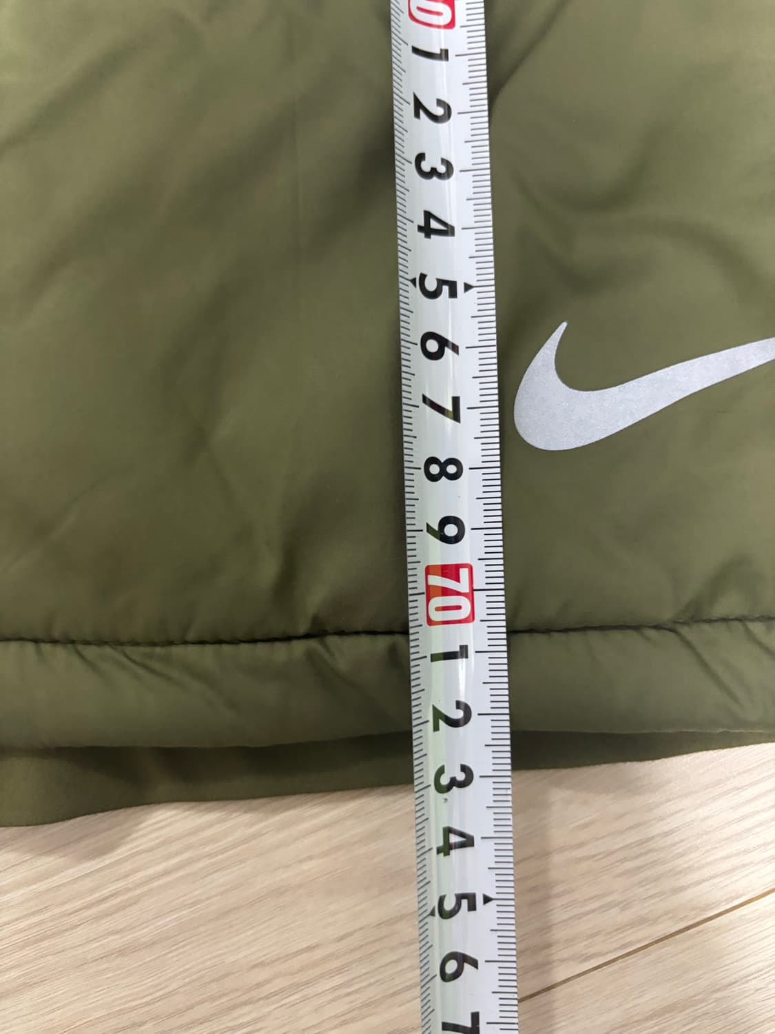 나이키 애어로레이어 러닝 키키 올리브색상 경량 조끼  상품이미지8