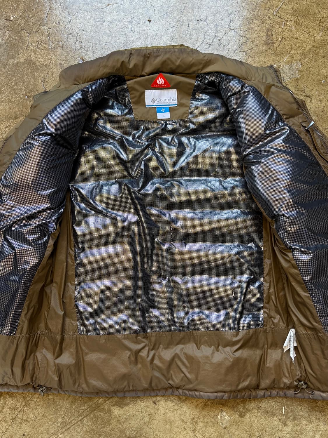 컬럼비아 구스다운 아메카지 패딩 상품이미지3