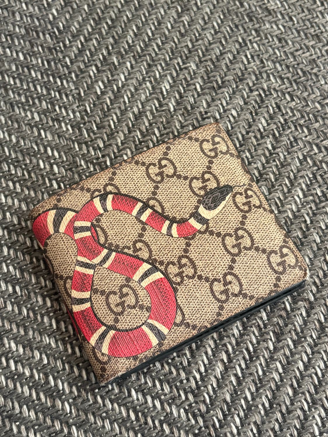 구찌 스네이크 반지갑 상품이미지1