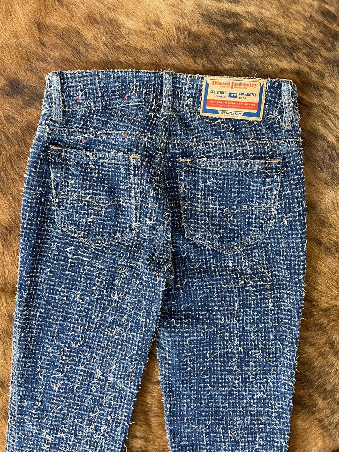 디젤 에비 부츠컷 데님 팬츠  상품이미지7