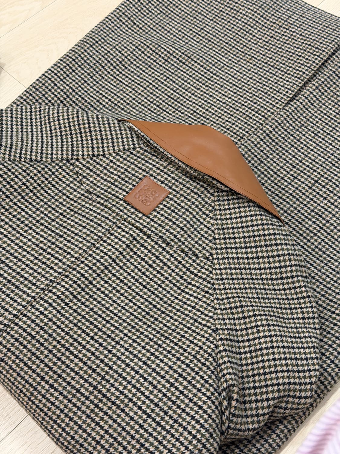 LOEWE 로에베 브라운 하운드투스 코트 (거의 새상품) 상품이미지7