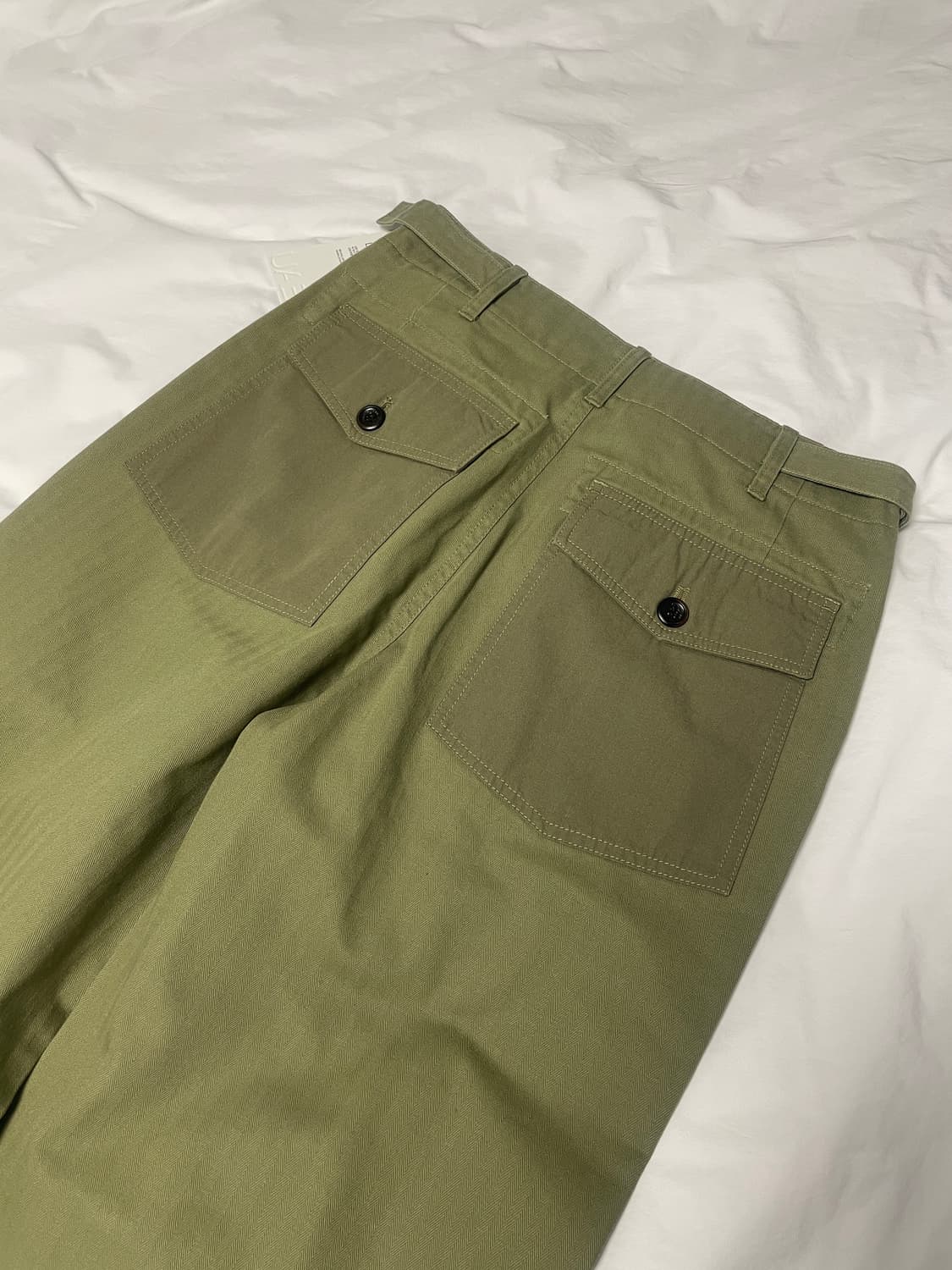 새상품) leau 로우 oliver pocket pants khaki S 상품이미지3