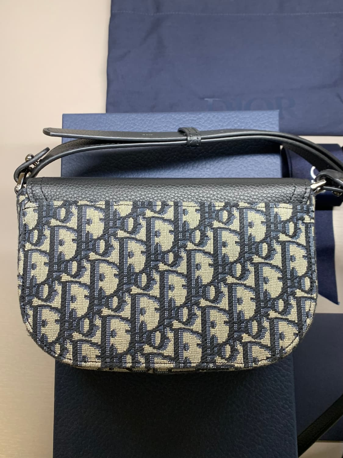 새상품 디올 새들 스트랩 크로스백 상품이미지4