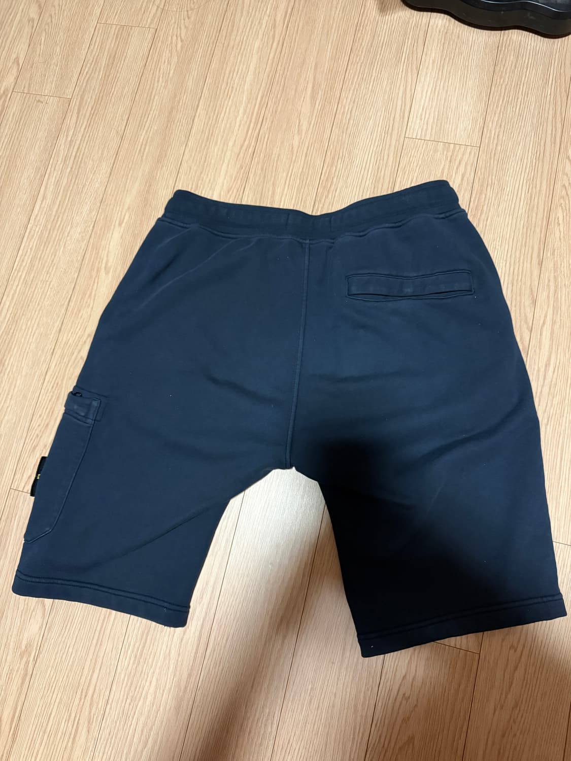 스톤아일랜드 플리스 버뮤다 쇼츠 네이비 S 761564651 팝니다 상품이미지5