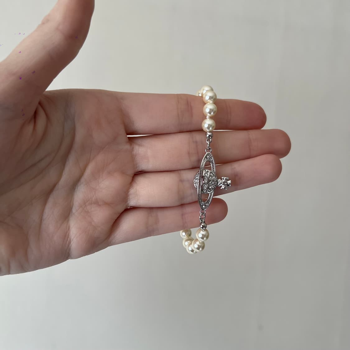 비비안웨스트우드 미니 바스릴리프 진주 팔찌 상품이미지5