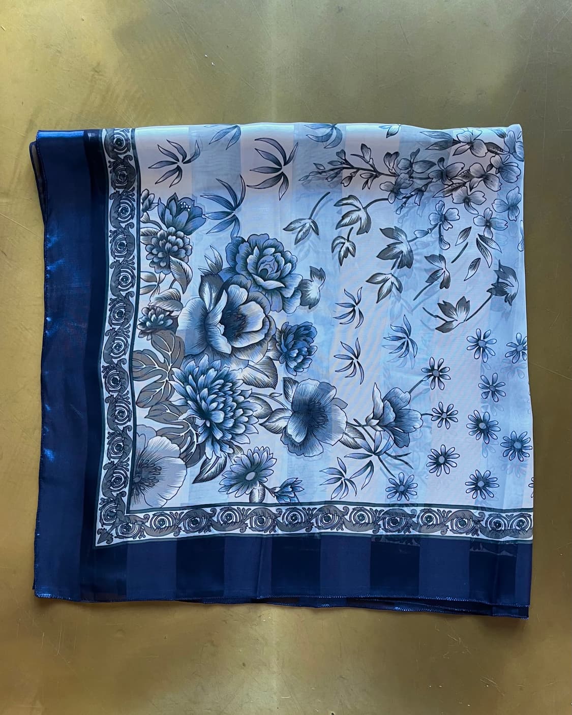 Japanese Vintage Floral Silk Big Scarf 상품이미지3