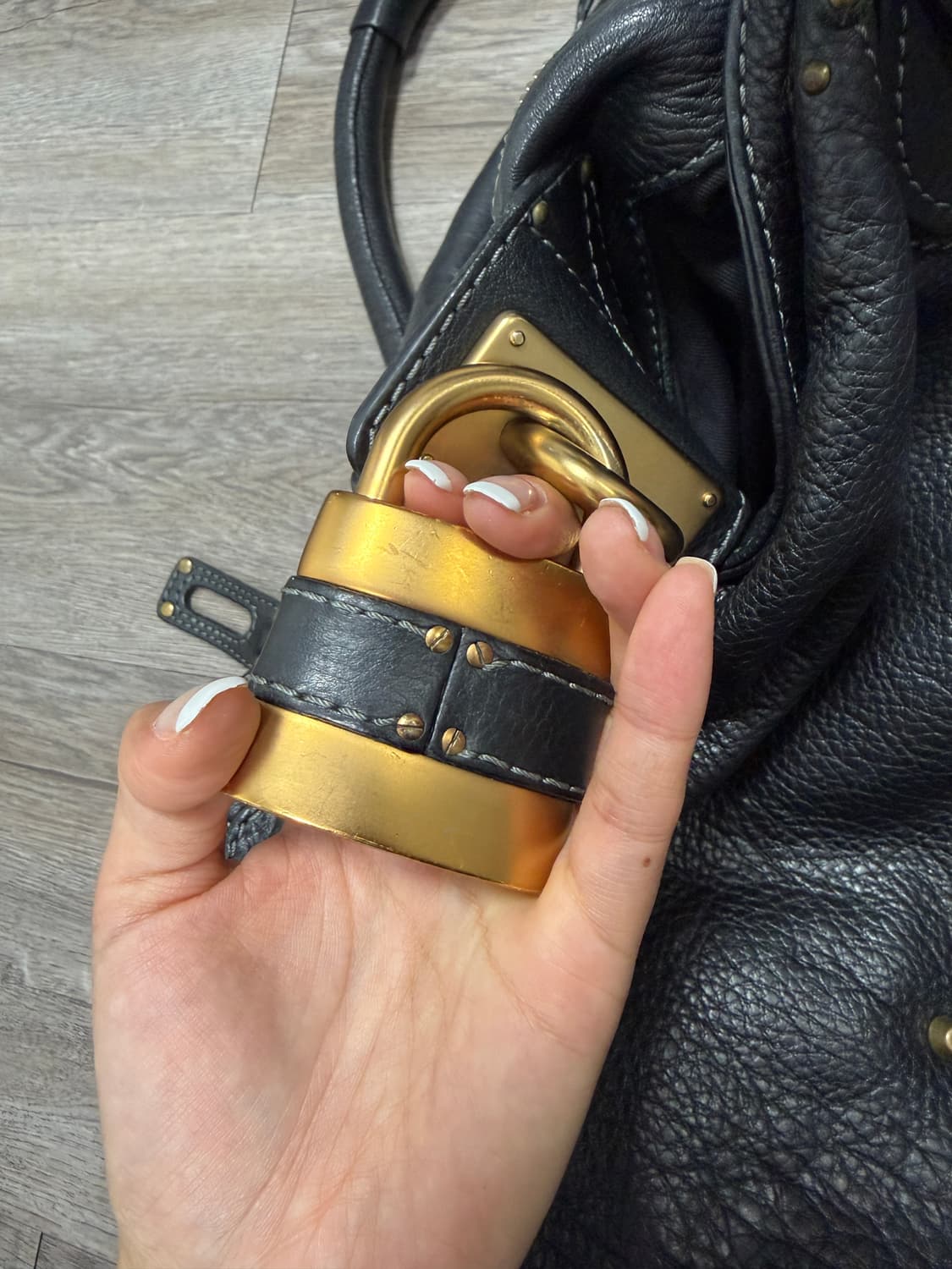 끌로에 패딩턴 자물쇠 백 블랙 상품이미지9