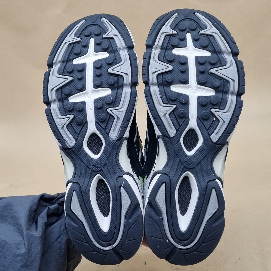 아디다스 템퍼런 여성운동화230 상품이미지3