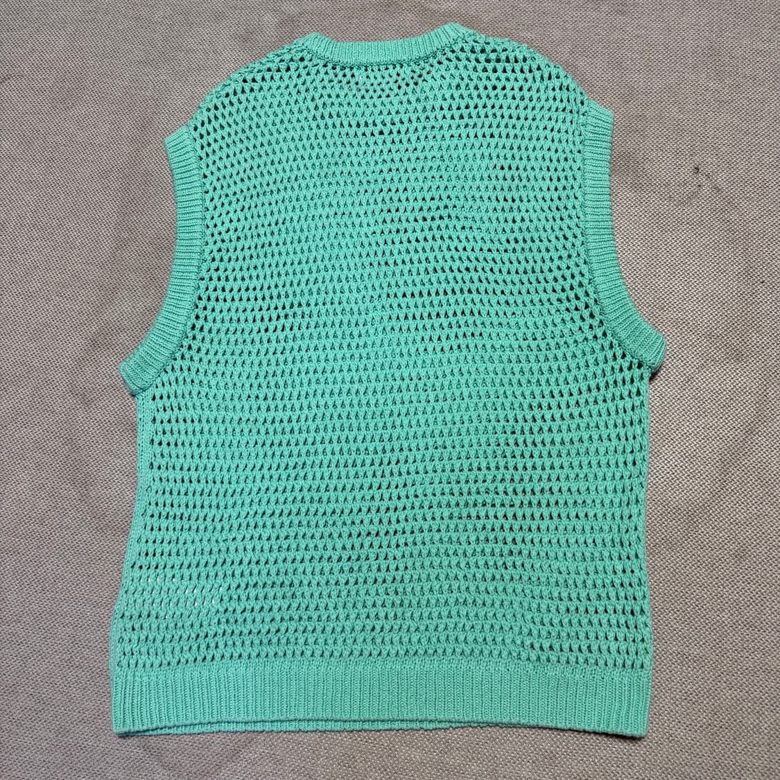 솔리드 옴므 펀칭 니트 베스트 상품이미지7