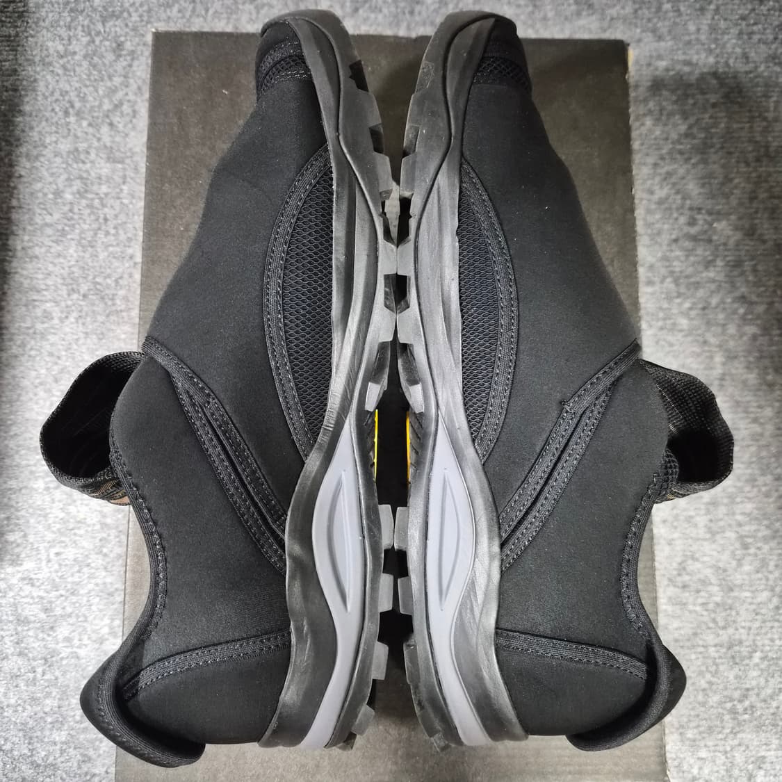 키코 코스타디노브 리아디스 42 사이즈 상품이미지3