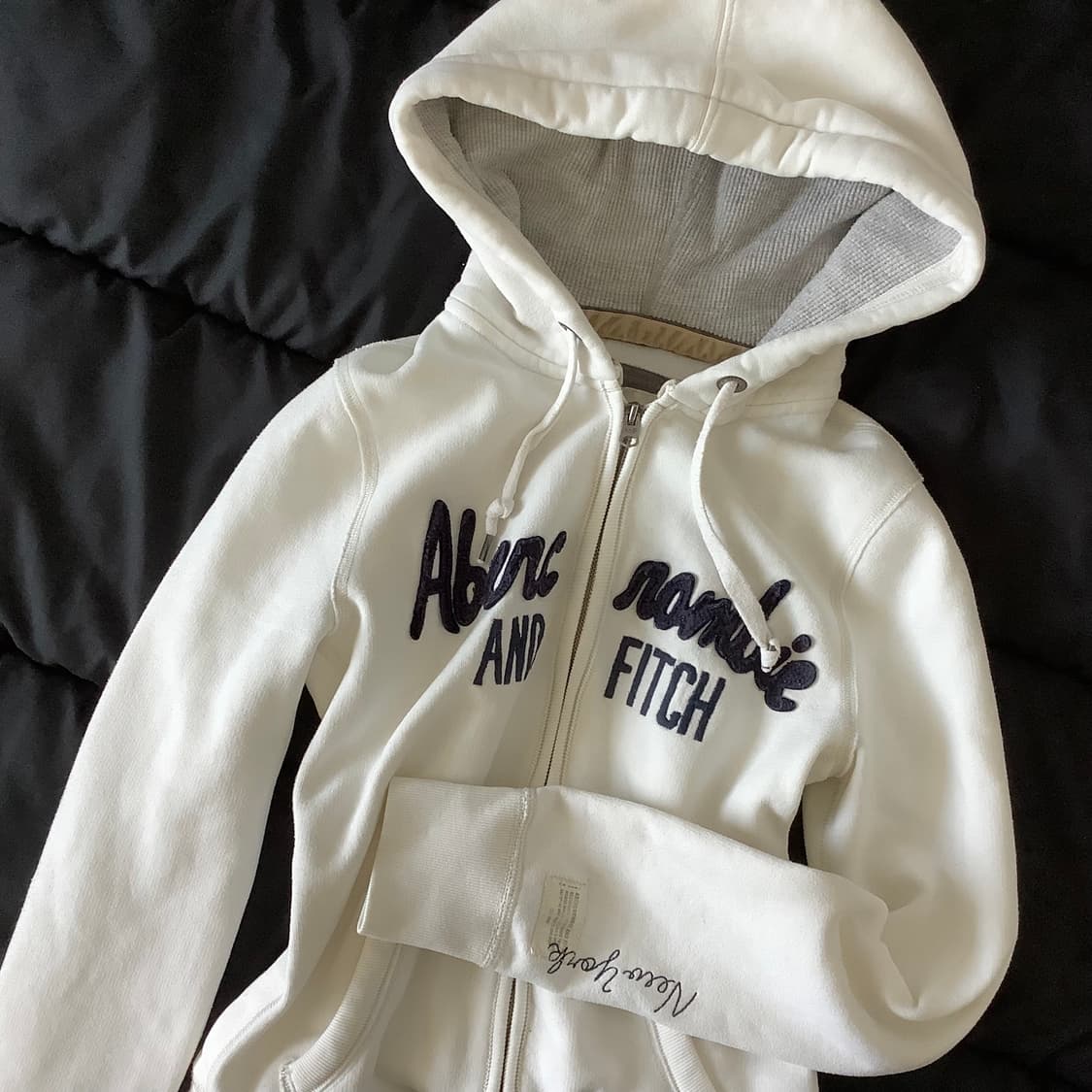 아베크롬비 패치 자수 로고 후드집업 화이트 상품이미지2