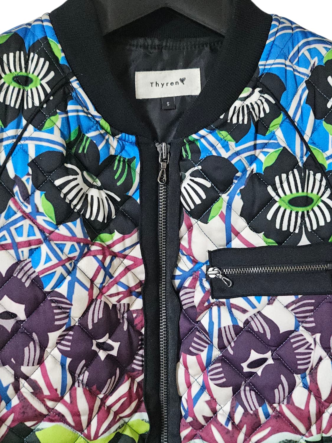 티렌 유니크 플라워 프린팅 퀄팅 여성 블루종점퍼 55/정가 45만원 상품이미지3