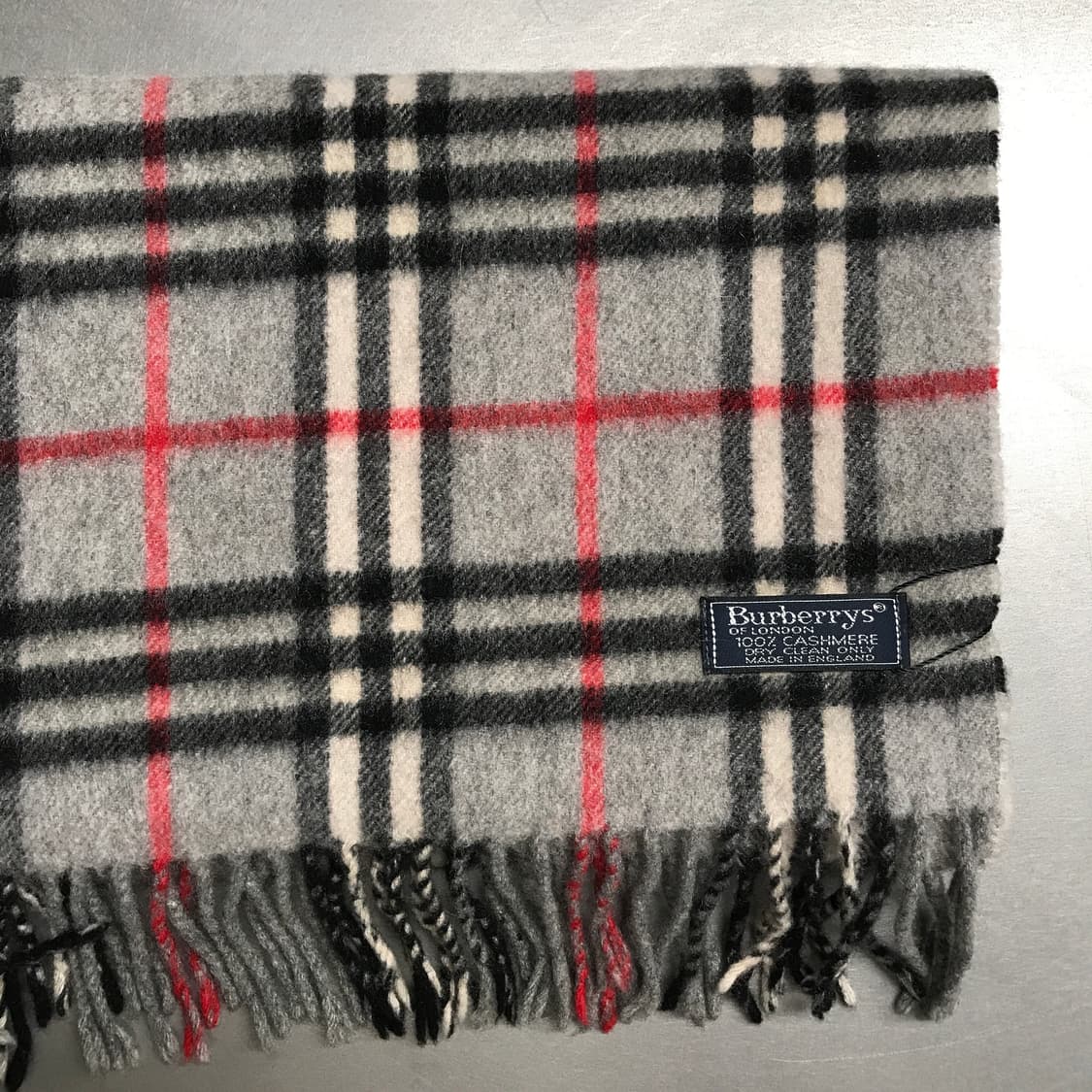 버버리 정품 캐시미어 머플러 그레이 상품이미지3