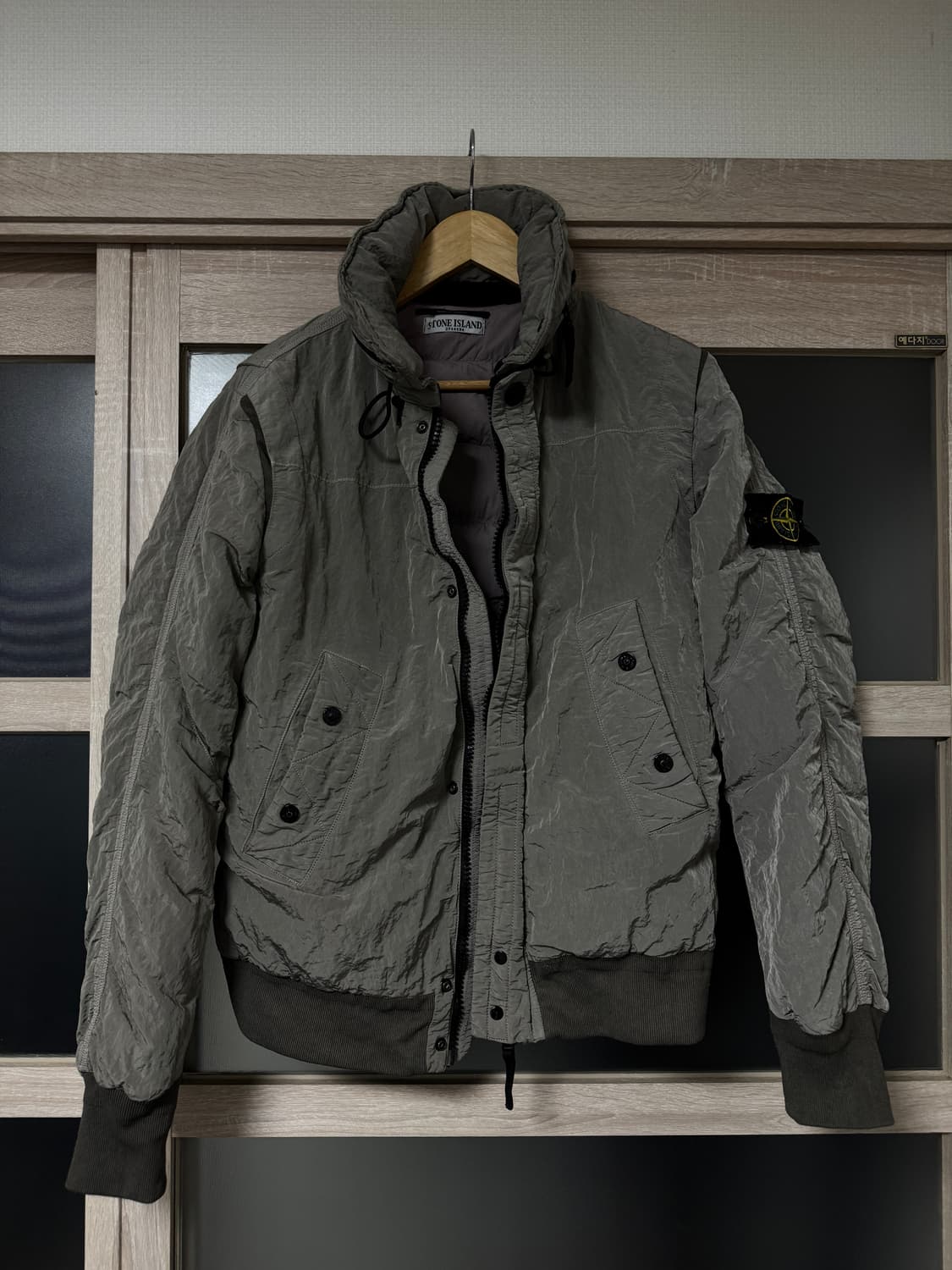 (m) 스톤아일랜드 나일론 다운 패딩 nylon sheen 상품이미지1