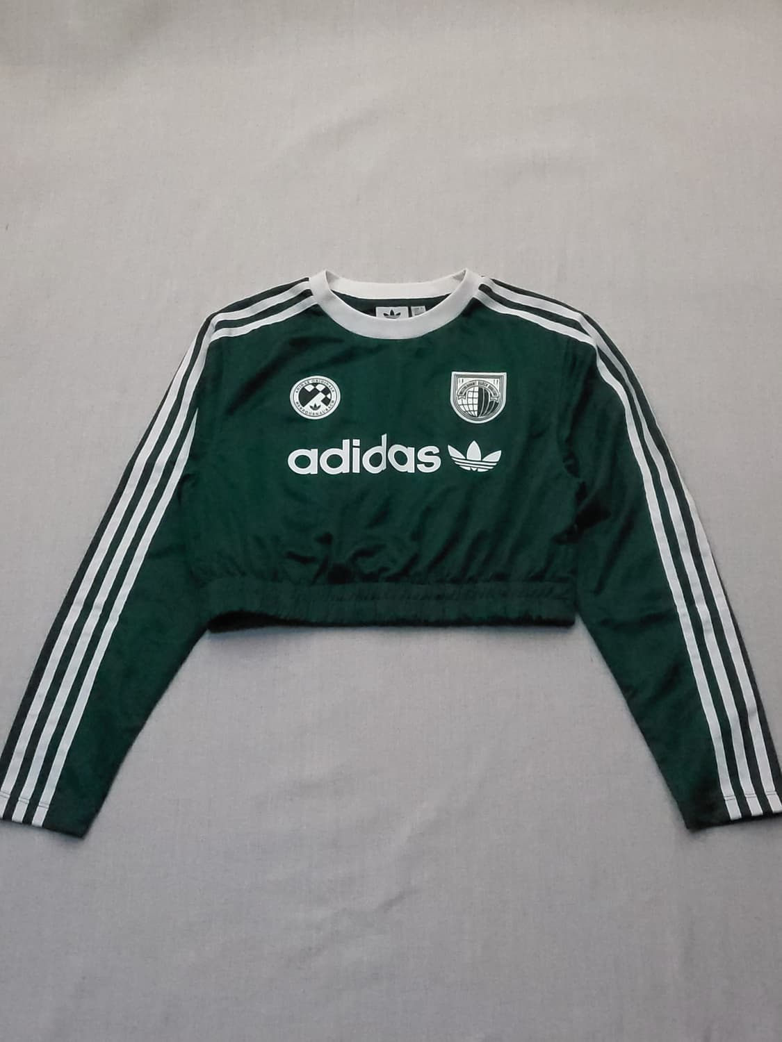 아디다스 그린 크롭 긴팔 티셔츠 L 상품이미지1