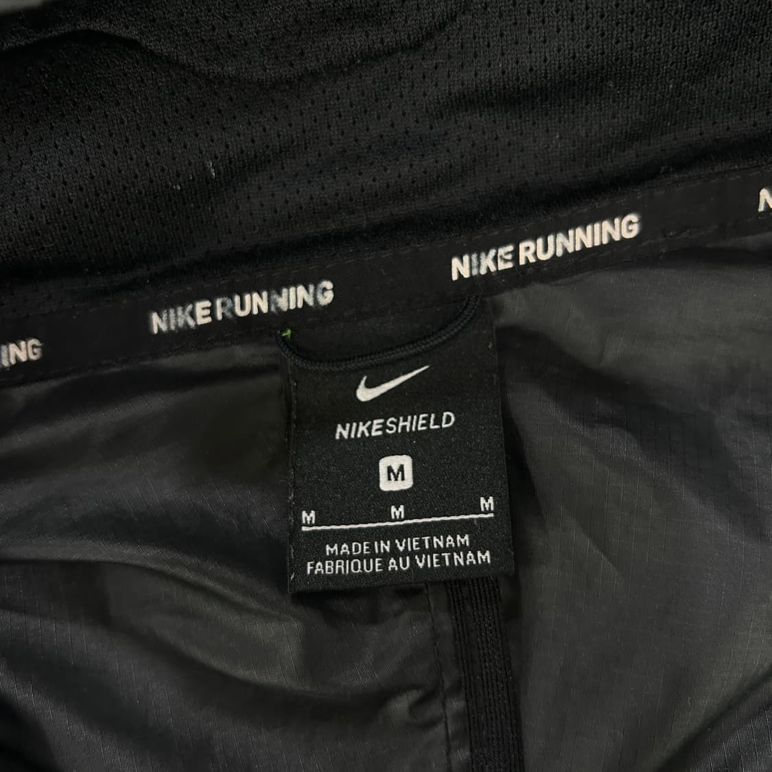 나이키 블랙 바람막이  상품이미지2