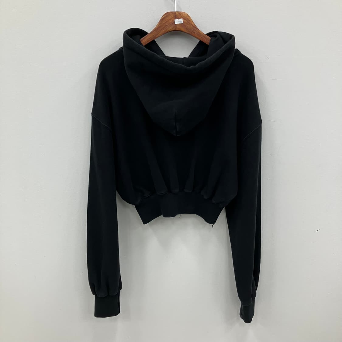 우알롱 블랙 시그니처 크롭 후드 집업 XS 상품이미지2