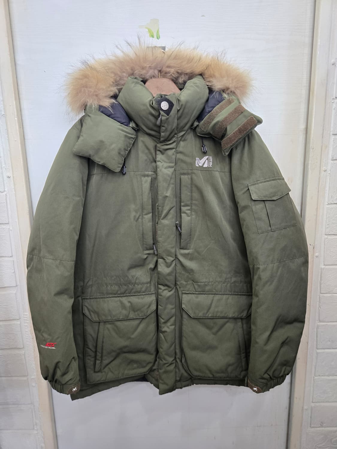 110,2XL)) MILLE 밀레 패딩! 모자털 천연모피! 상태 굿! 상품이미지1