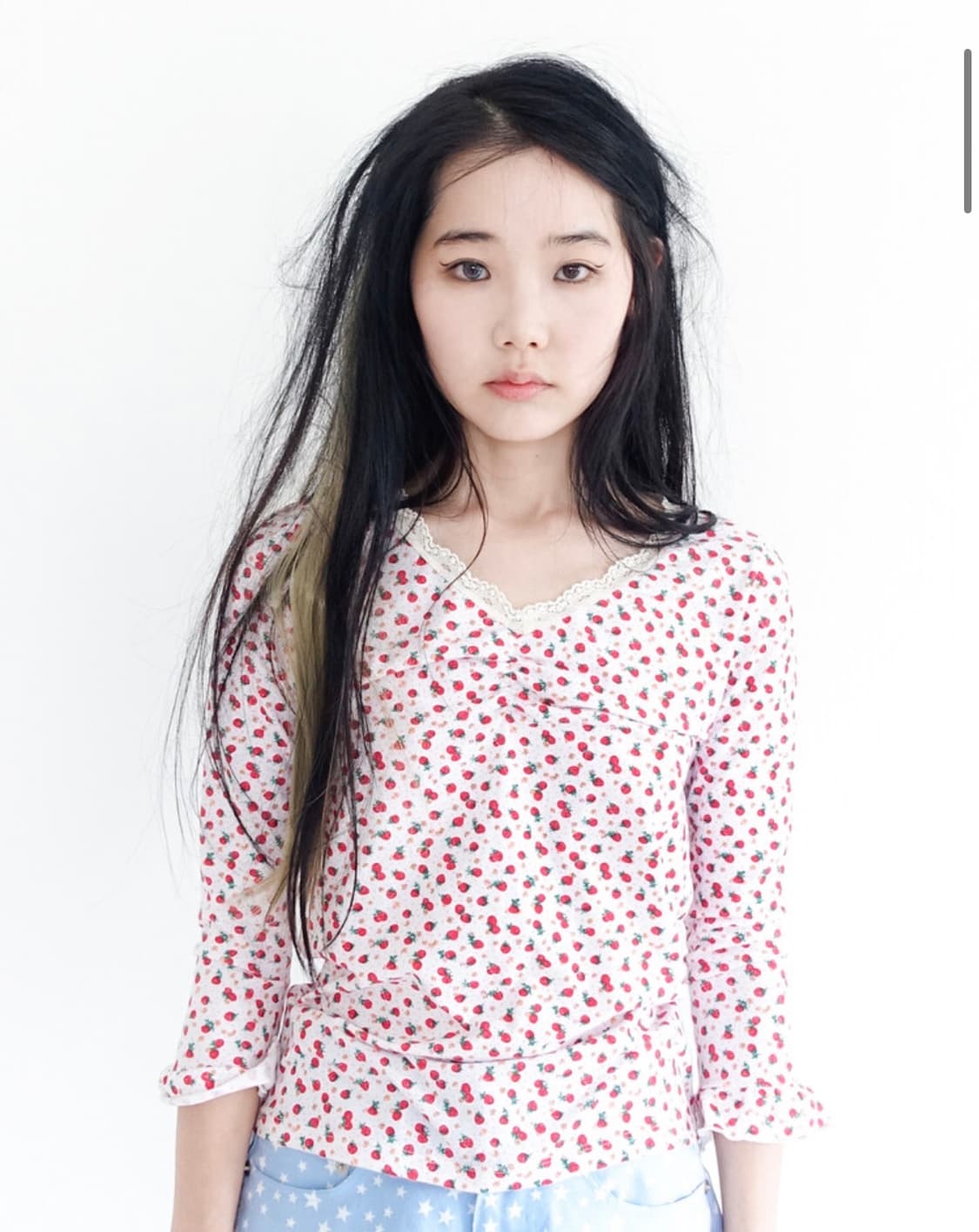 샵페어리 리틀 스트로베리 레이스 탑 화이트 상품이미지1