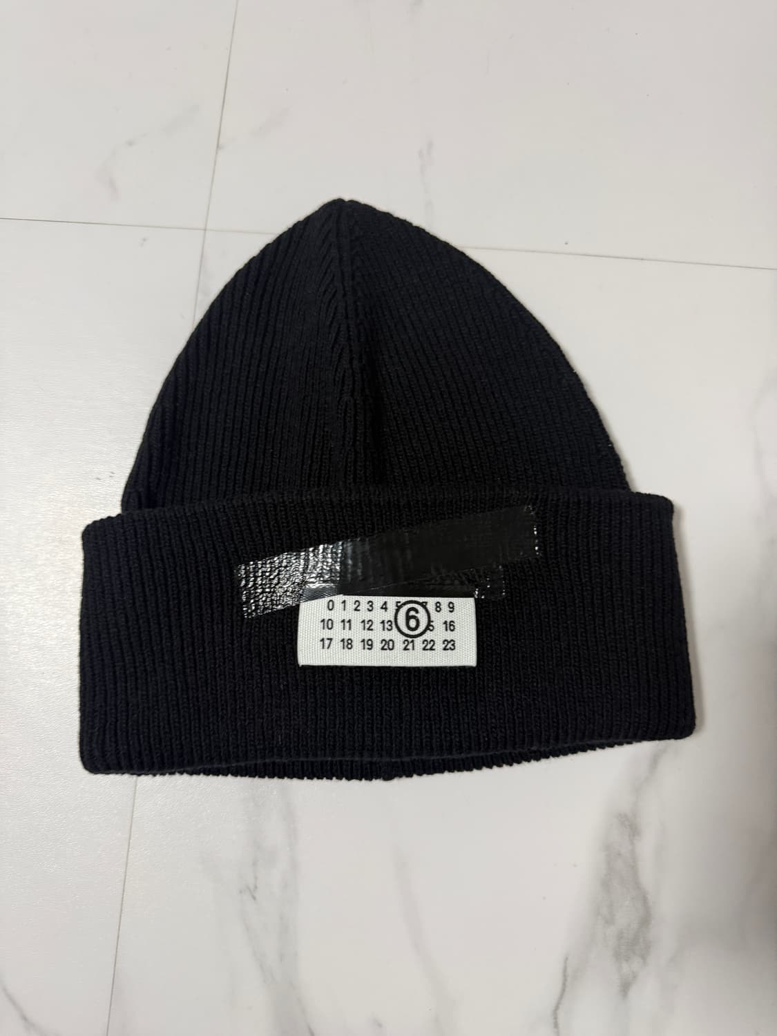 MM6 beanie 상품이미지1