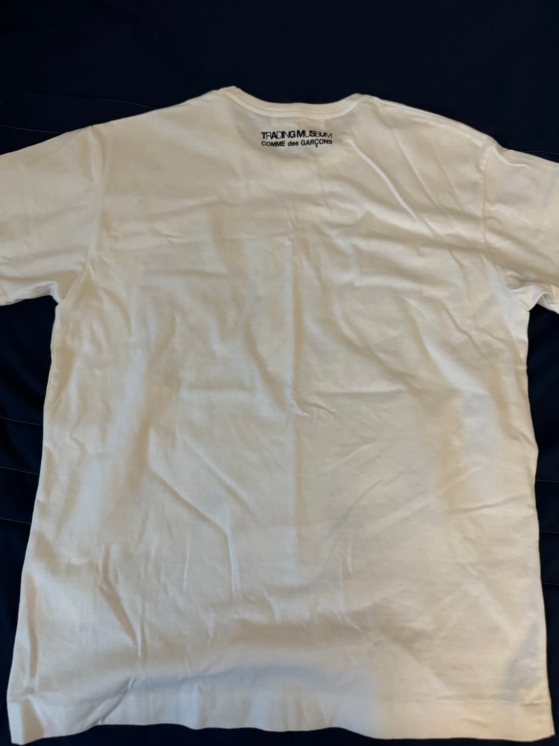 꼼데가르송 트레이딩뮤지엄 반팔 l 상품이미지4