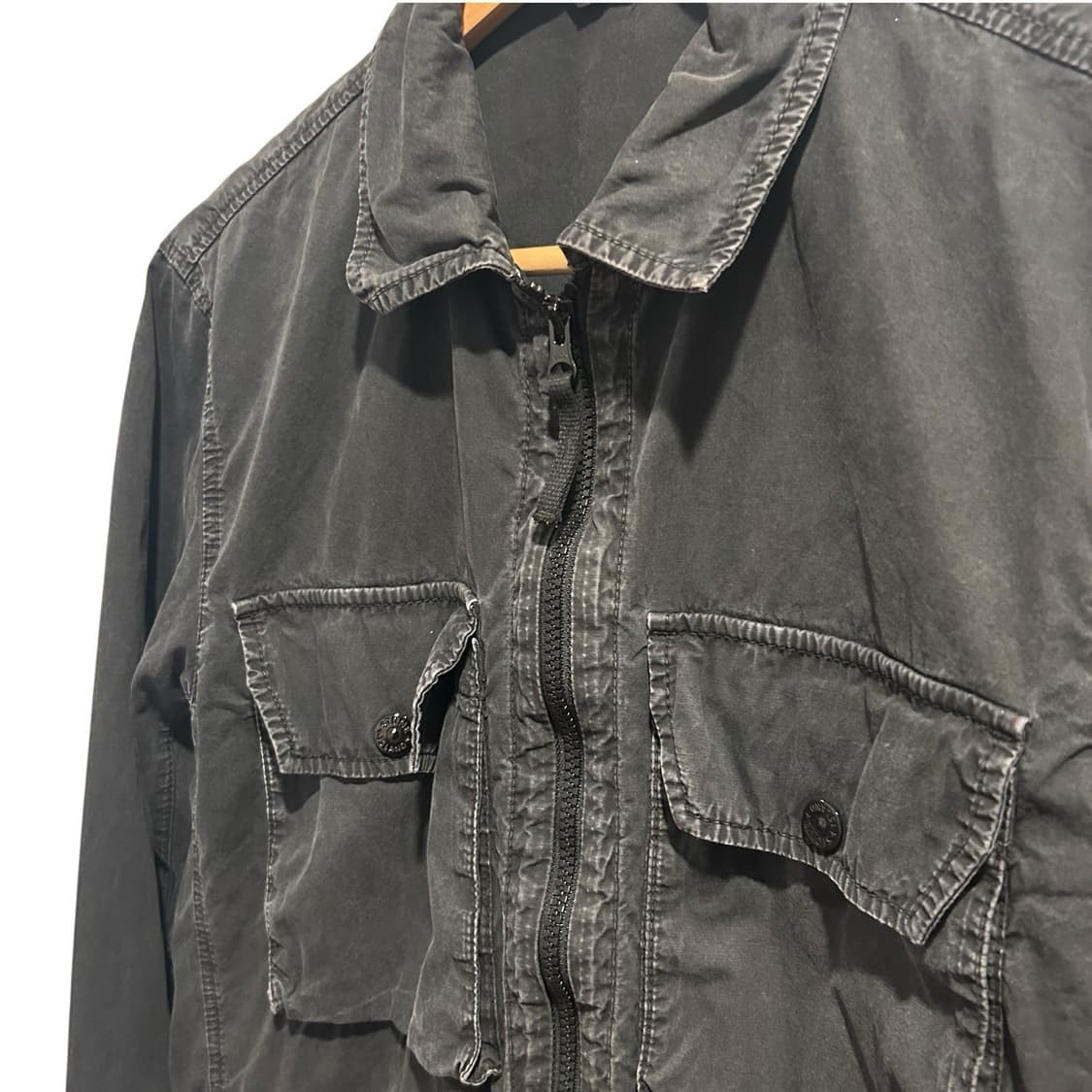 스톤아일랜드 더블 포켓 라이트 코튼 오버셔츠 자켓 블랙 상품이미지2