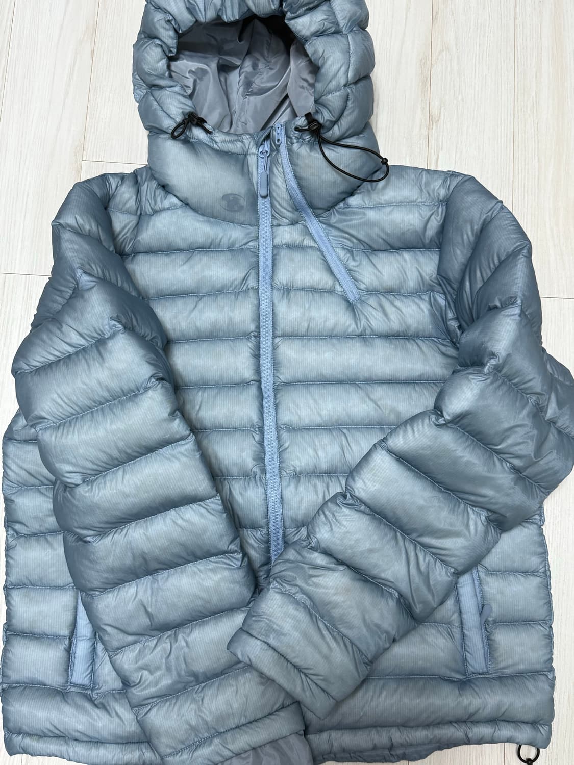 산산기어 서픽스 푸퍼자켓 스카이 블루-24fw 크림판매가 100넘음 상품이미지4