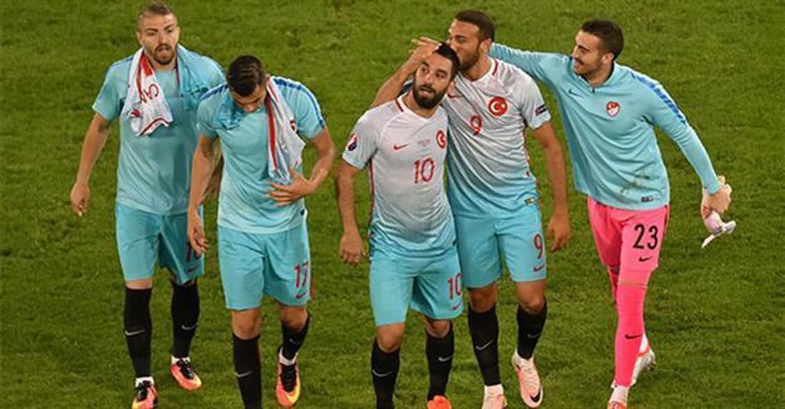 ♤필독♤ 16/17 터키(튀르키예) 어웨이 🇹🇷 L 상품이미지4