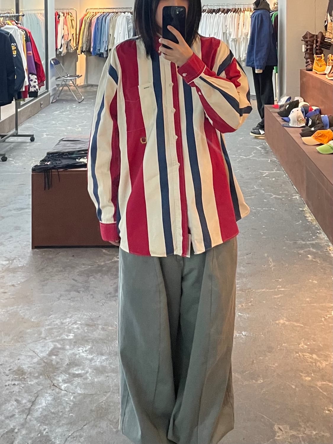 타미힐피거 자수로고 포켓 스트라이프 카라넥 셔츠 H1143 상품이미지1