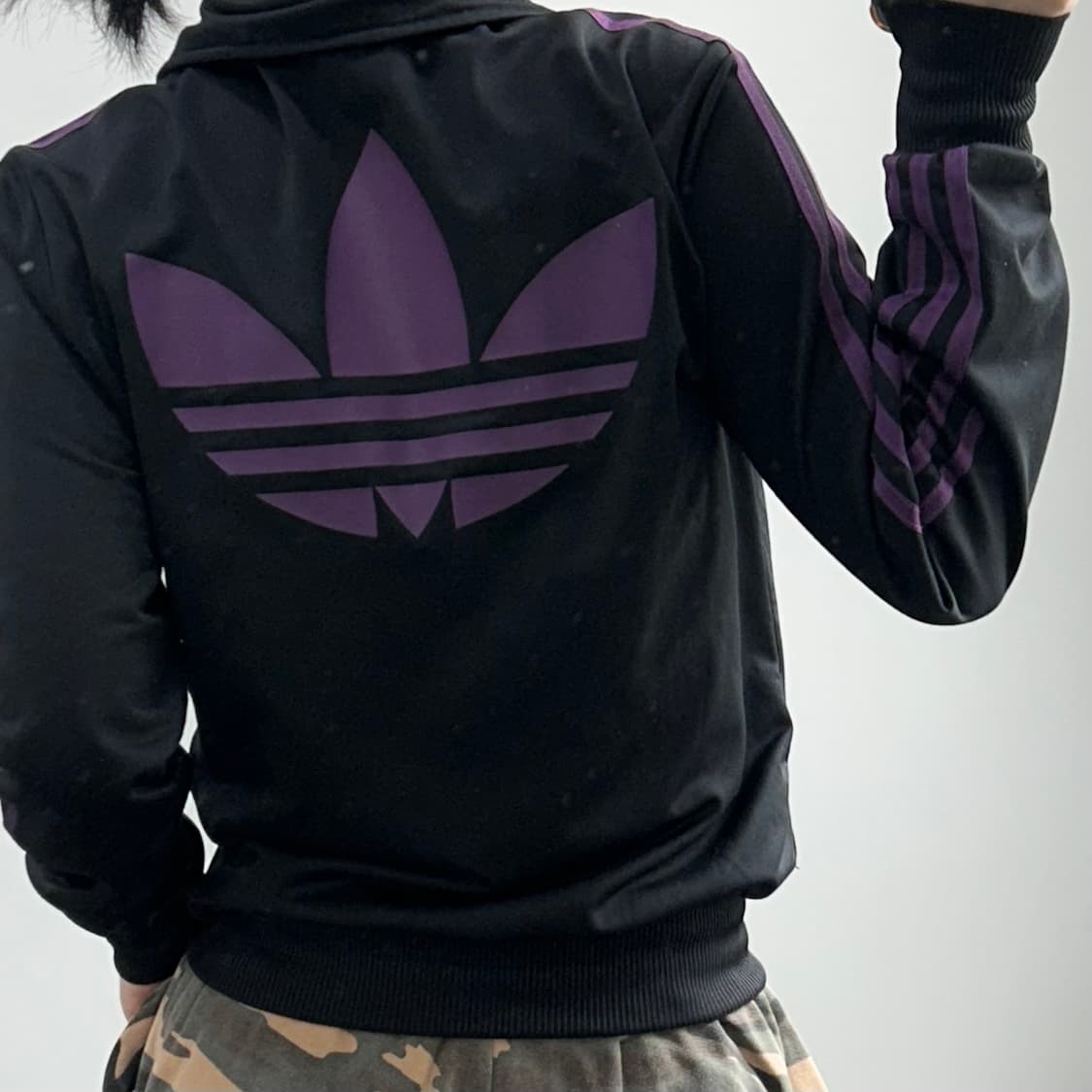 Adidas 아디다스 백 빅 파이어 로고 퍼플 블랙 유로파 져지 상품이미지2