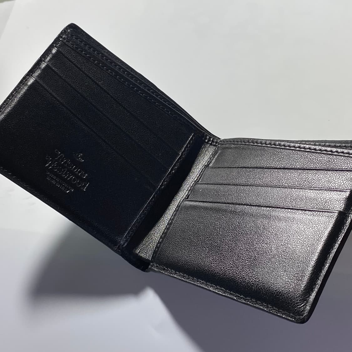 [정품] 비비안웨스트우드 ORB 플레이트 사피아노 레더 반지갑 상품이미지3