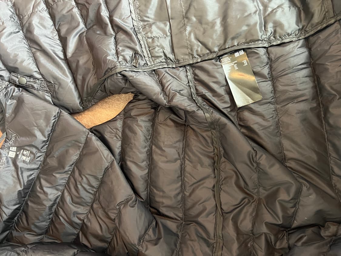 유니클로 여성 블랙 다운패딩조끼 경량패딩조끼 상품이미지6