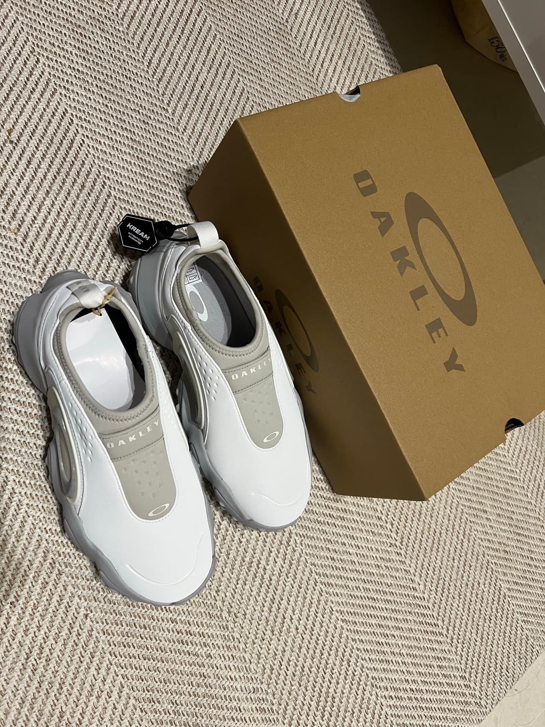 오클리 엣지 아이콘 화이트 245 상품이미지1