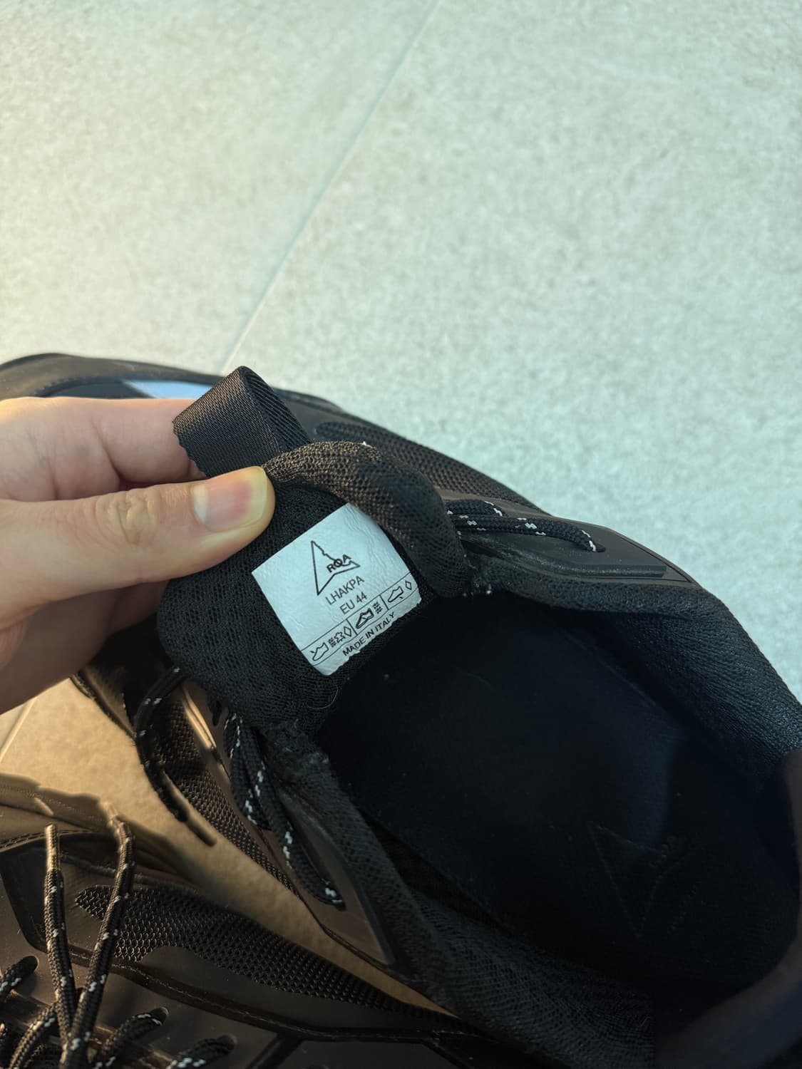 로아 하이킹 락파 블랙 상품이미지5