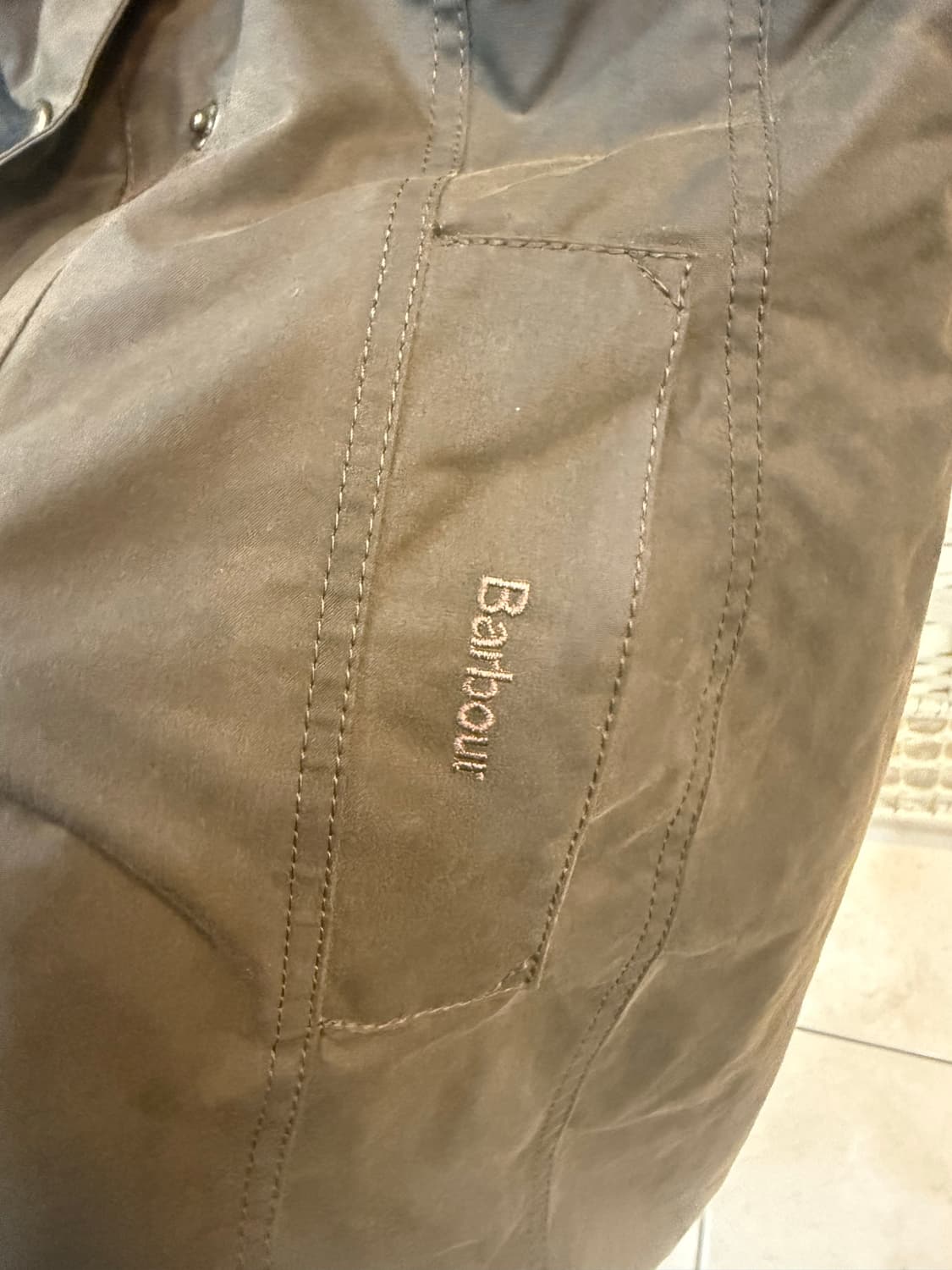 40/55-66 정품 바버 왁싱 자켓 팝니다 상품이미지3