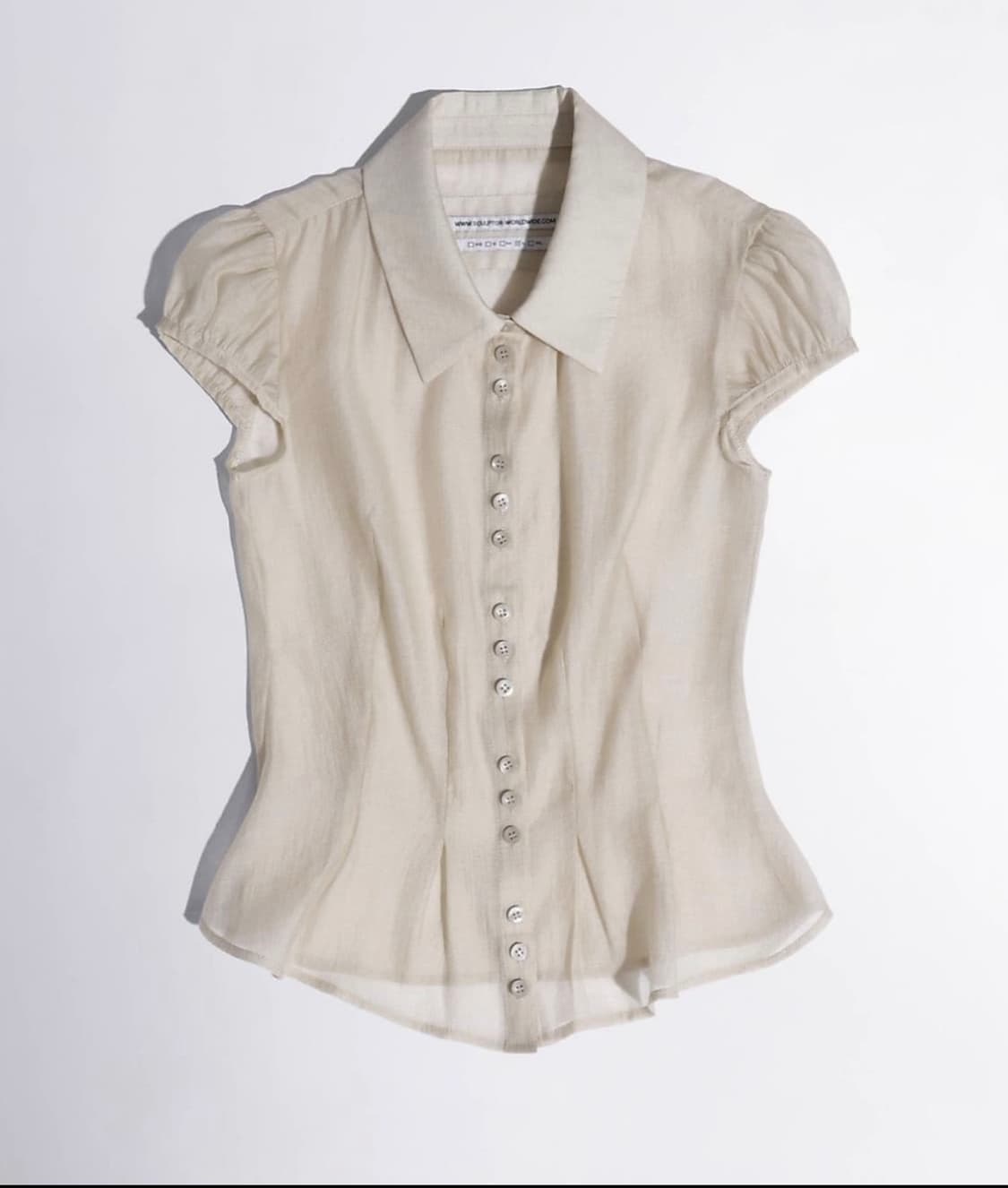 Sculptor sheer pleated hem blouse beige 상품이미지1